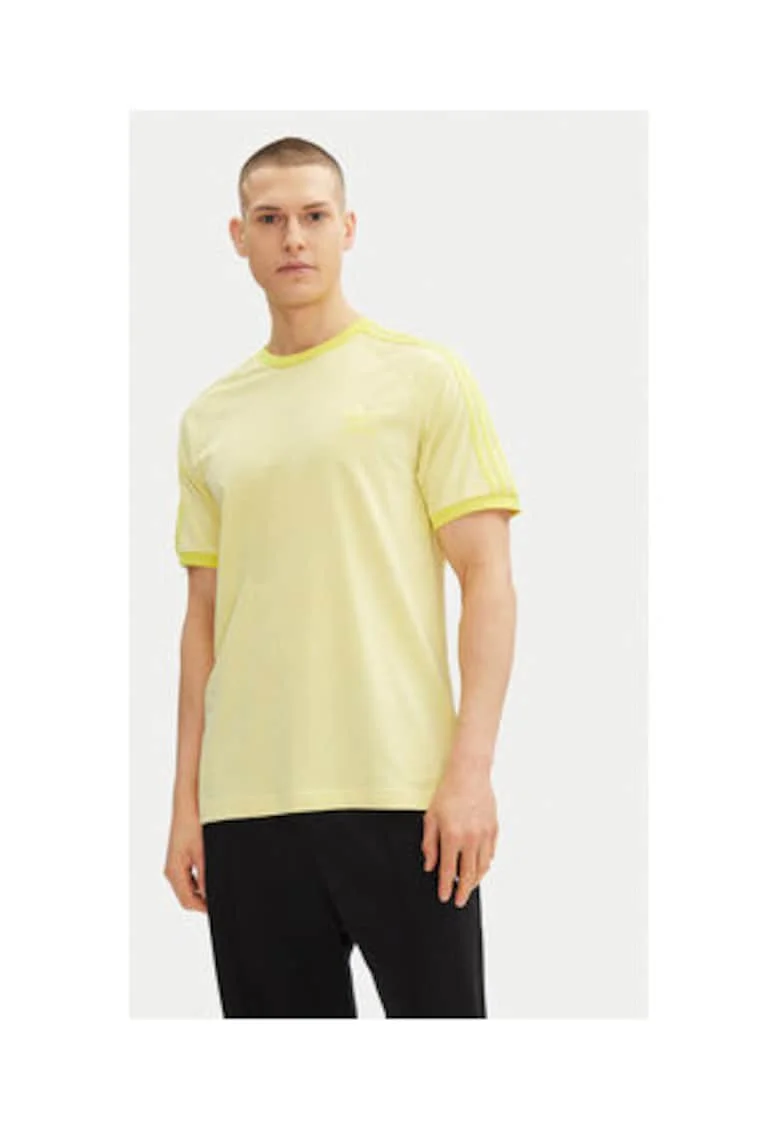 Tricou cu decolteu la baza gatului 00