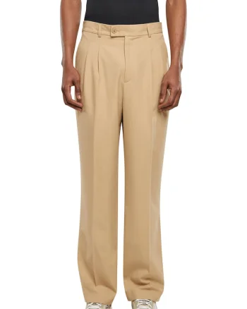 Pantaloni cu croiala dreapta si pliuri, Bej