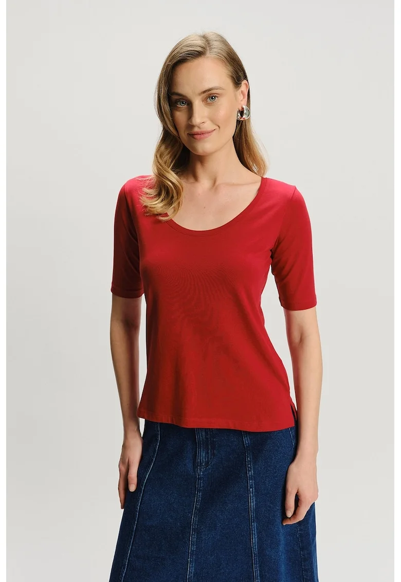 Tricou cu decolteu rotund si maneci medii, Caramiziu