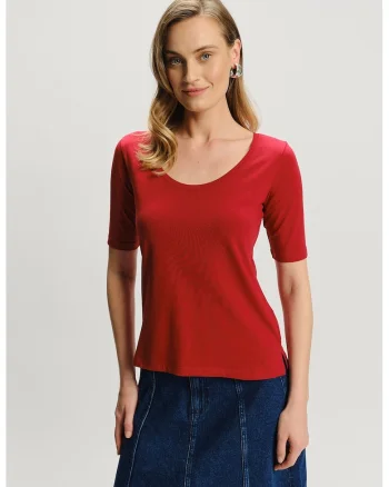 Tricou cu decolteu rotund si maneci medii, Caramiziu