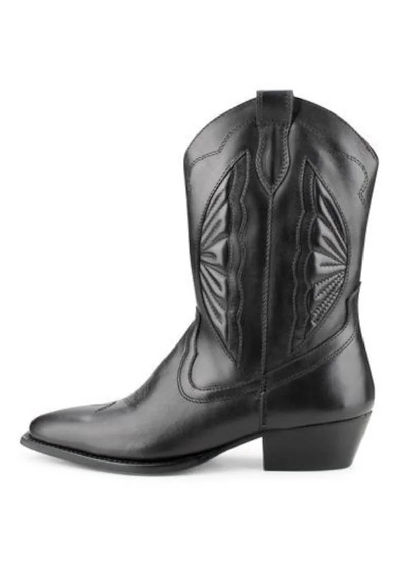 Cizme tip cowboy cu toc