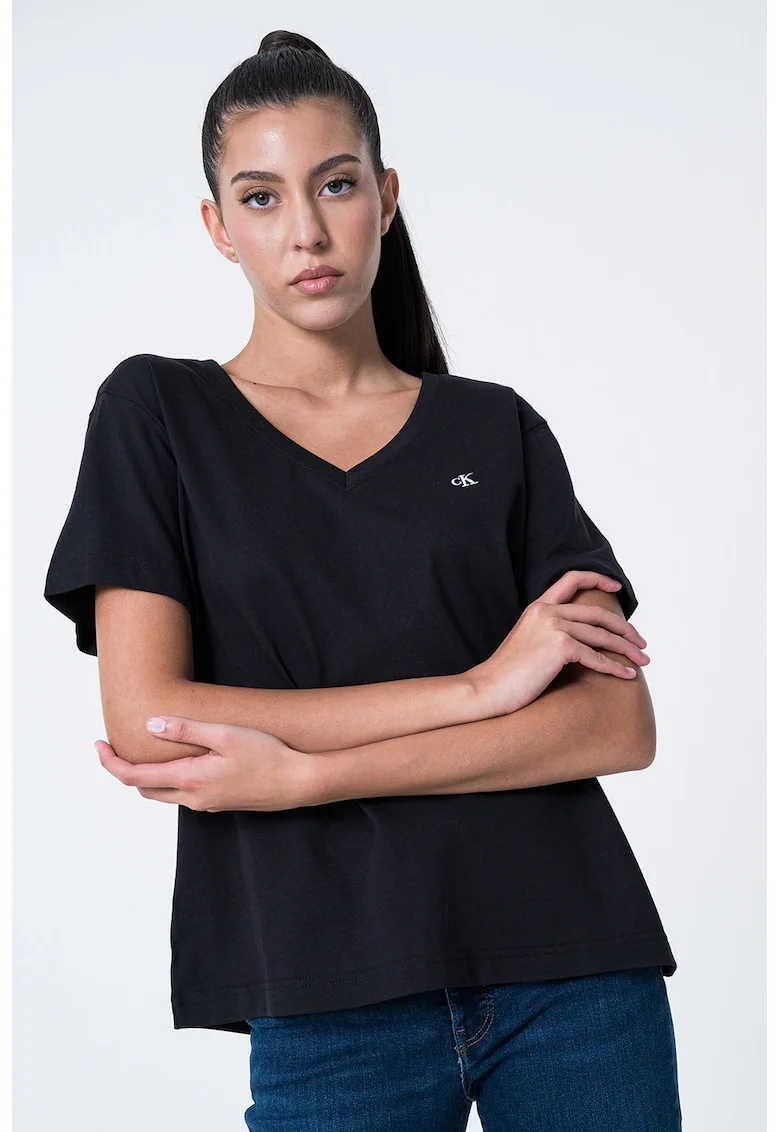 Tricou cu decolteu in V si logo discret, Negru