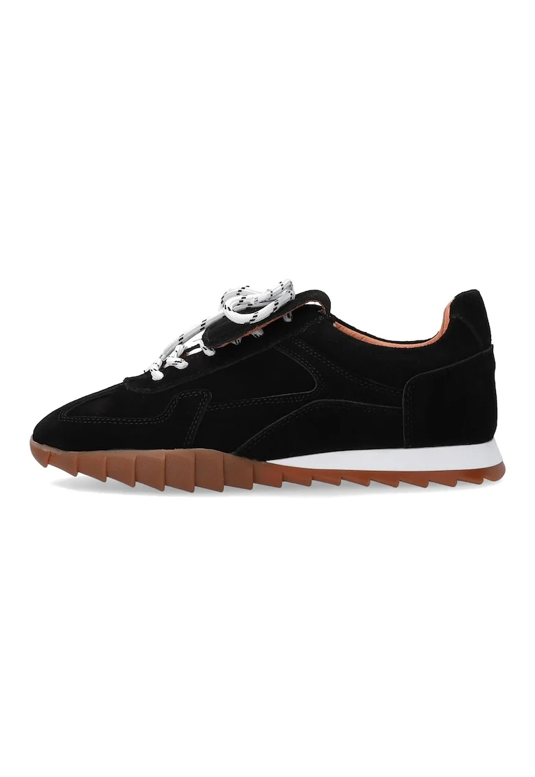 Pantofi din piele intoarsa