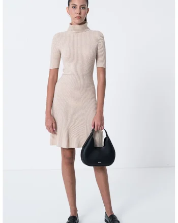 Rochie cambrata scurta din amestec de matase si casmir, Maro deschis