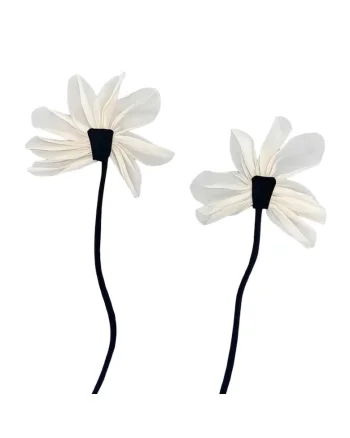 Set 2 brose tip floare, bej, Basilia C12