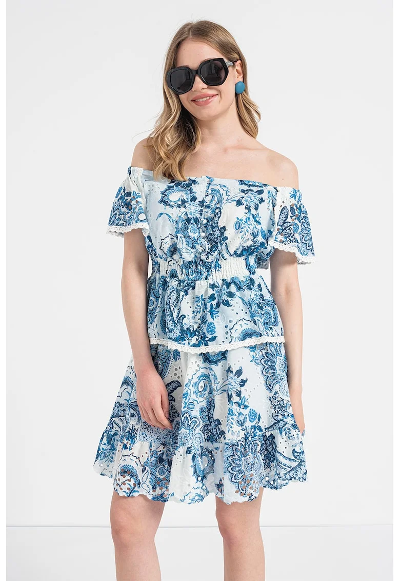 Bluza cu decolteu pe umeri si detalii cu perforatii, Alb/Albastru