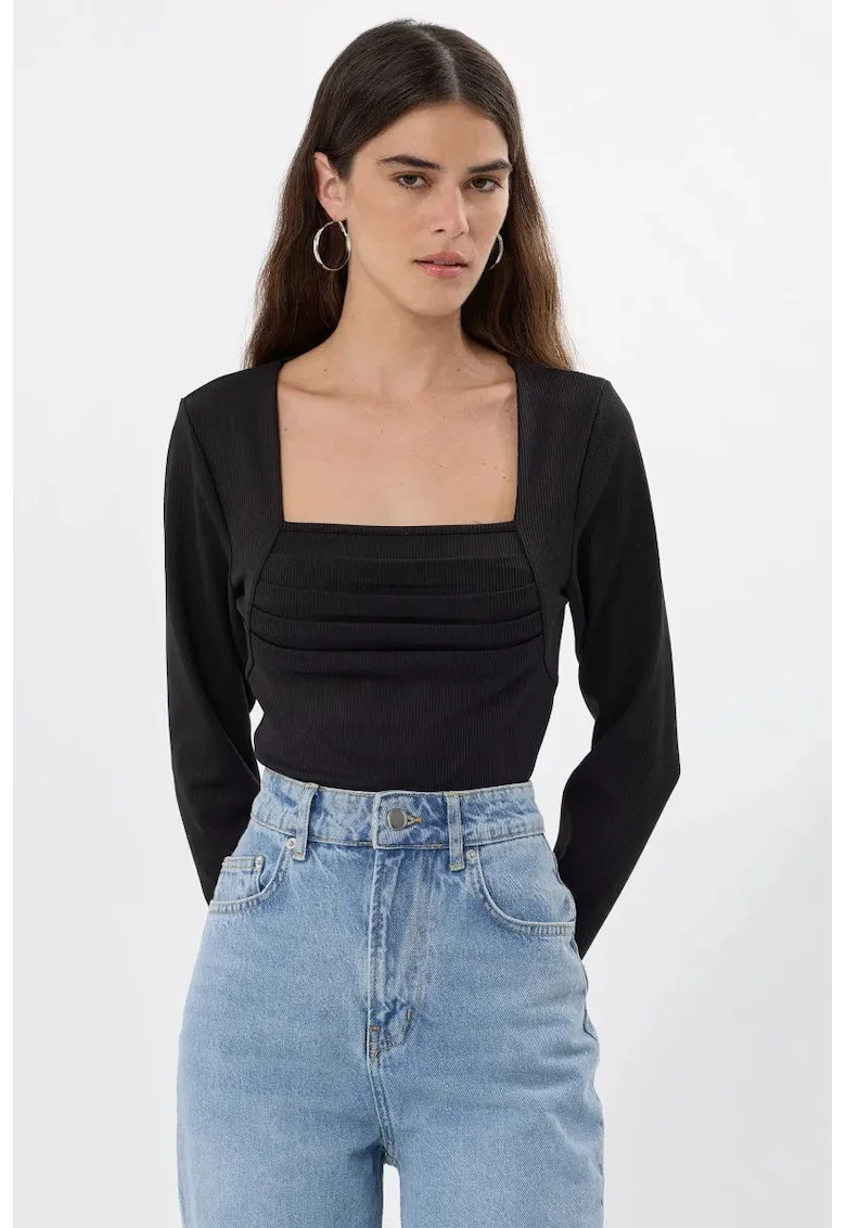 Bluza dama,  cu volane, Negru