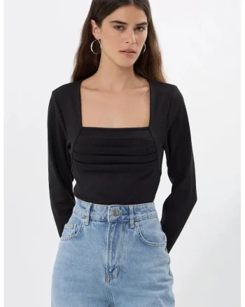 Bluza dama,  cu volane, Negru