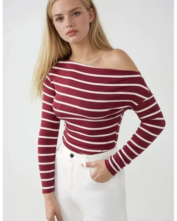Bluza dama,  cu maneca lunga, guler Carmen, rosu, jerseu