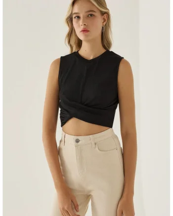 Maiou crop tricotat  negru, poliester, design asimetric