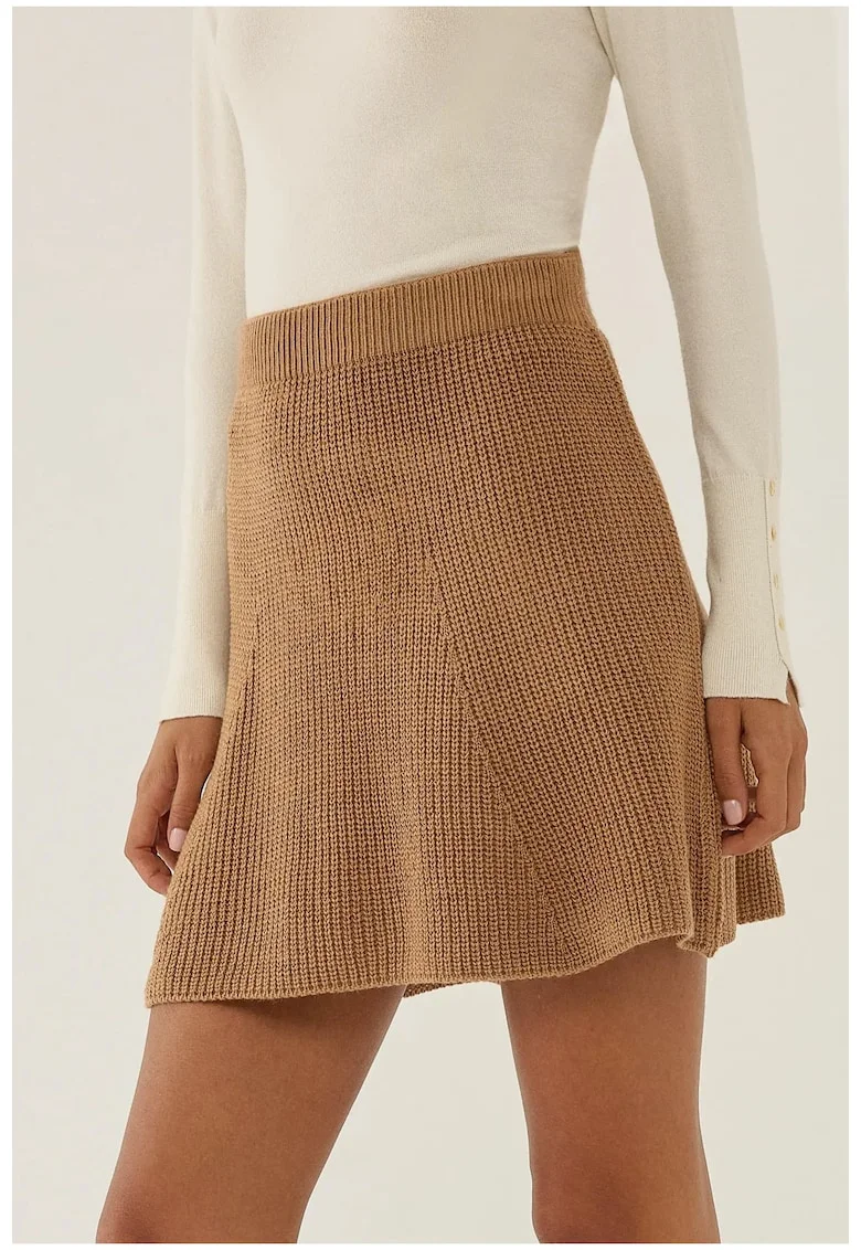 Fusta mini dama,  tricot, maro