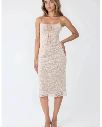 Rochie midi mulata  guler patrat, material subtire, bej