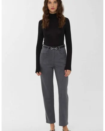 Pantaloni crop cu talie inalta