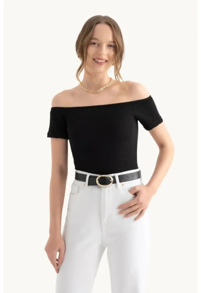 Bluza dama,  top scurt, maneci scurte, umeri goi, negru, textil
