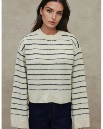 Pulover dama  cu guler rotund, dungi, alb negru, tricot