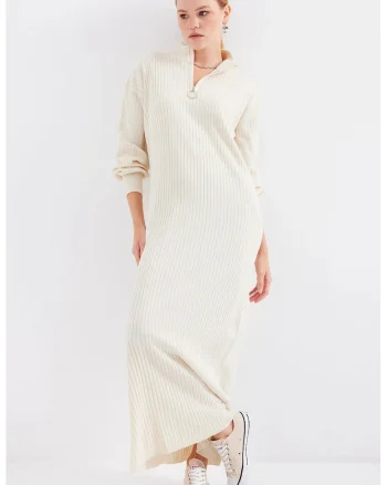 Rochie  tricotata, guler inalt, Crema naturala,