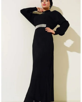 Rochie maxi,  tricotata cu guler inalt, neagra, material elastic, Negru,