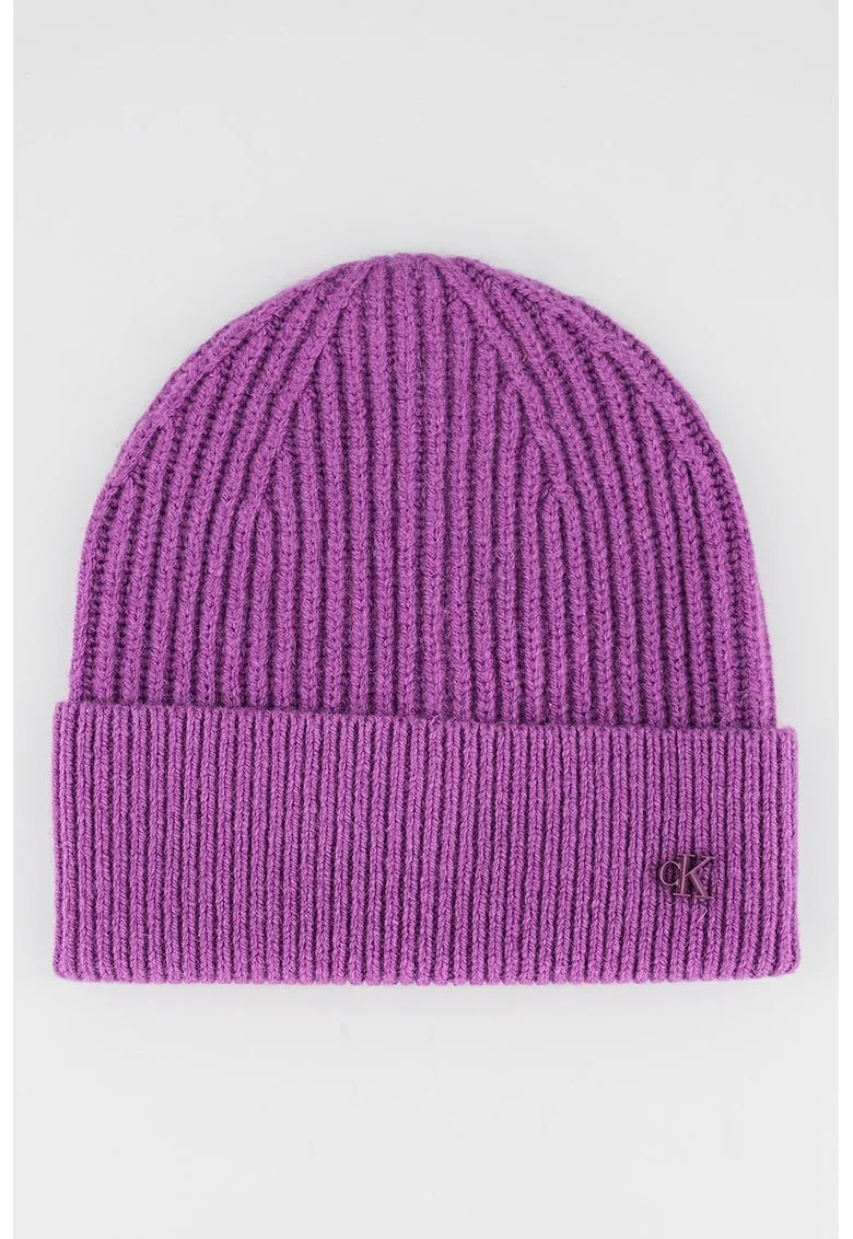 Caciula tricotata din amestec de lana cu logo metalic, Violet pruna