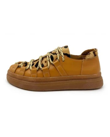Pantofi din piele cu garnituri din piele cu par scurt si imprimeu, Caramel