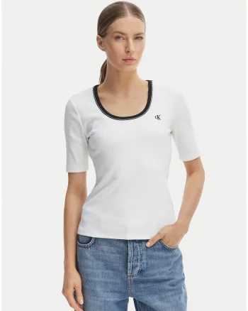 Tricou slim fit cu decolteu rotund
