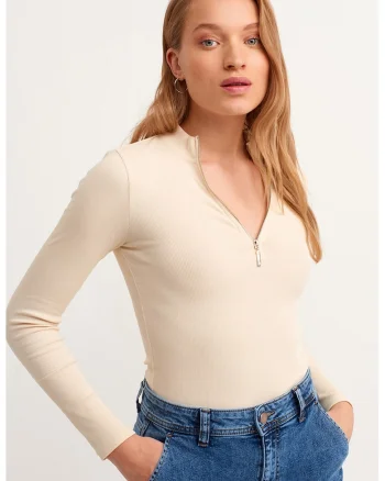 Bluza slim fit cu fermoar scurt, Maro nisip
