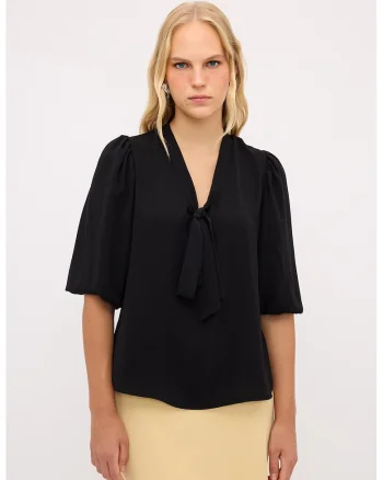 Bluza cu funda din panglici, Negru