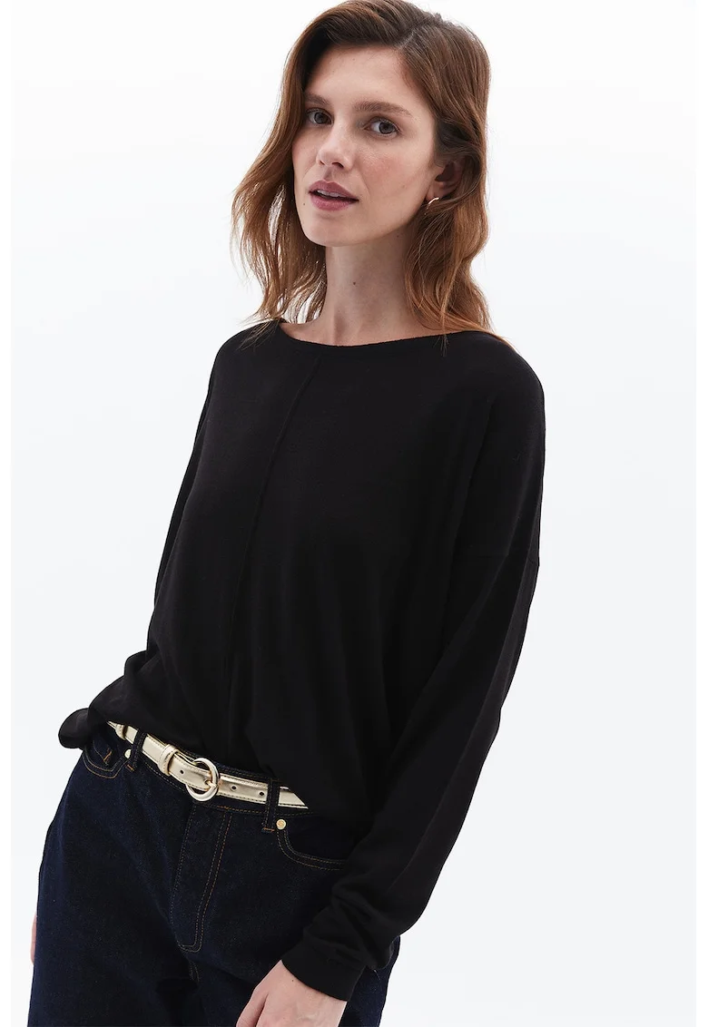 Pulover cu decolteu barcuta, Negru
