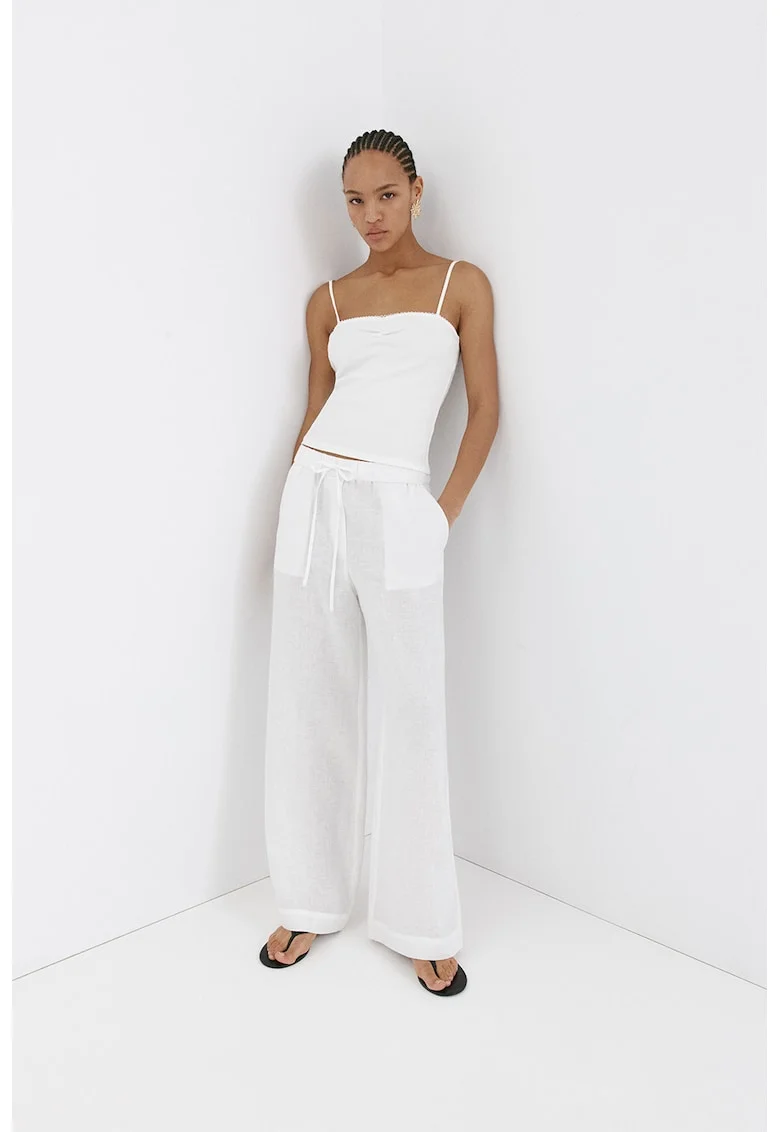 Pantaloni ampli de in, Alb optic