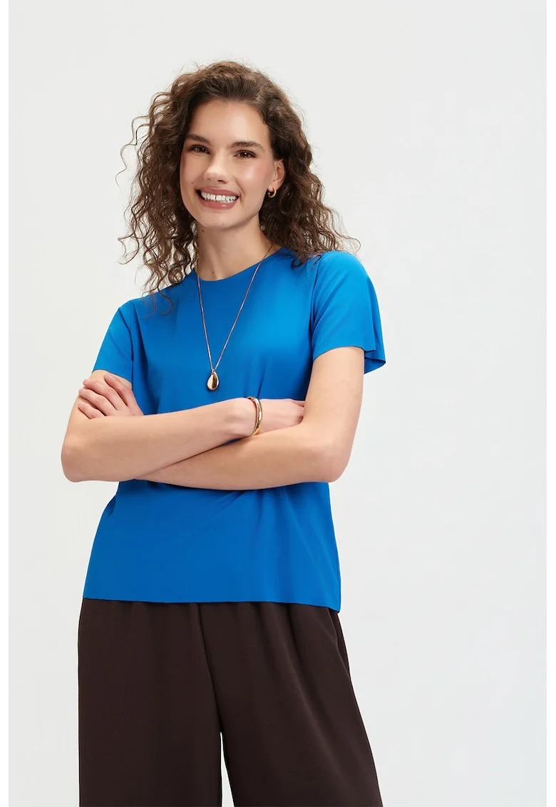 Tricou slim-fit cu decolteu la baza gatului, Albastru