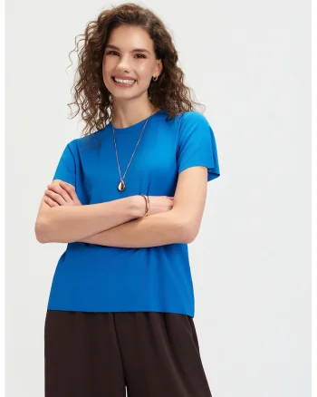 Tricou slim-fit cu decolteu la baza gatului, Albastru
