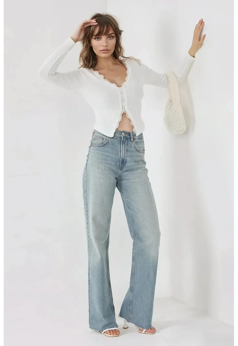 Bluza dama,  top din dantela cu maneca lunga si decolteu in V, alb, jerseu