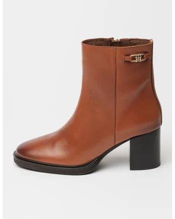 Botine din piele cu toc, Caramel