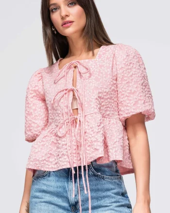 Bluza dama cu decolteu patratos, maneci bufante, material texturat OW-TS-E0048, Roz