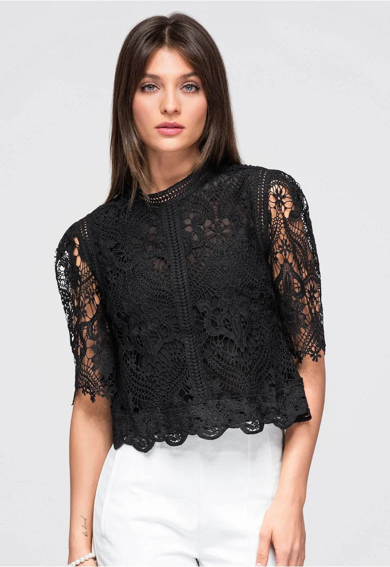 Bluza dama scurta cu decolteu inchis si maneci scurte din dantela OW-TS-E0044, Negru