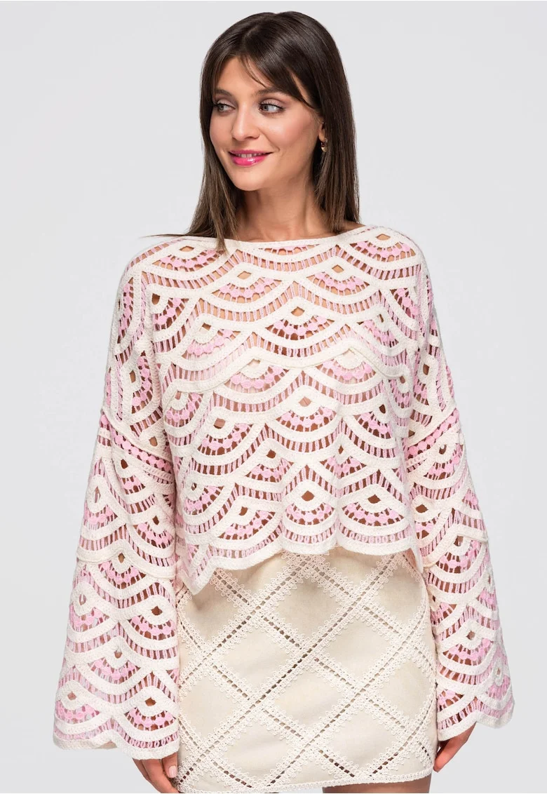 Bluza dama scurta cu decolteu larg si maneci lungi, model asezat OW-TS-E0049, Roz