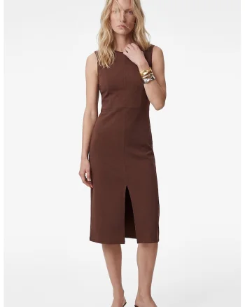 Rochie cambrata cu slit frontal, Maro cognac