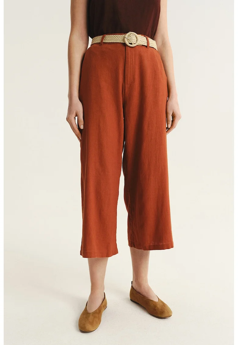 Pantaloni capri din amestec de in, Caramiziu