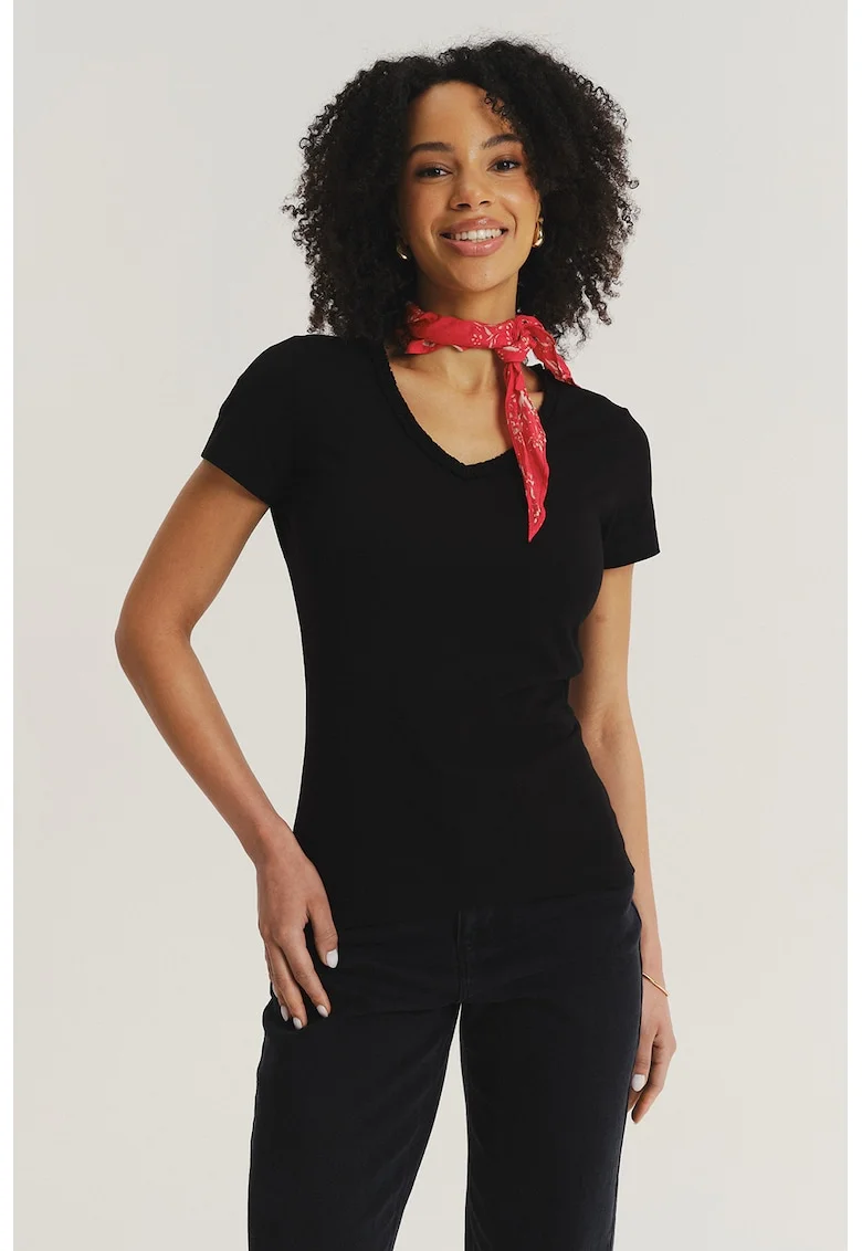 Tricou slim fit din amestec de bumbac cu decolteu in V, Negru