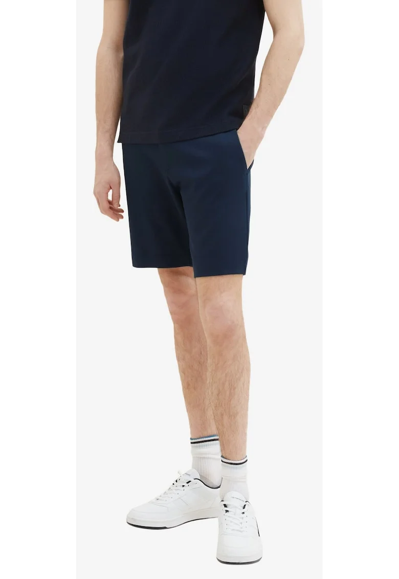 Pantaloni scurti cu buzunare laterale