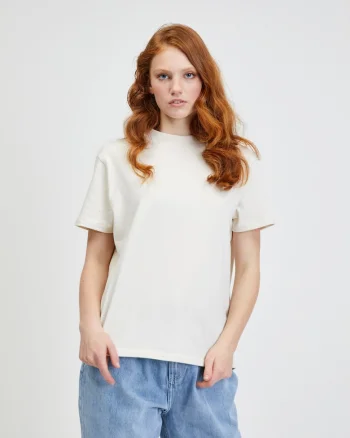 Tricou din bumbac organic la baza gatului