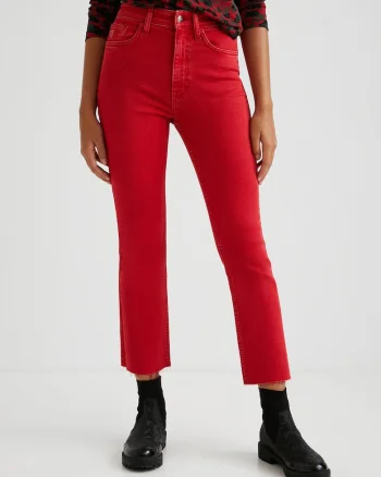 Blugi bootcut cu buzunare,