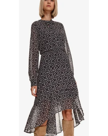 Rochie lunga vaporoasa cu model floral,