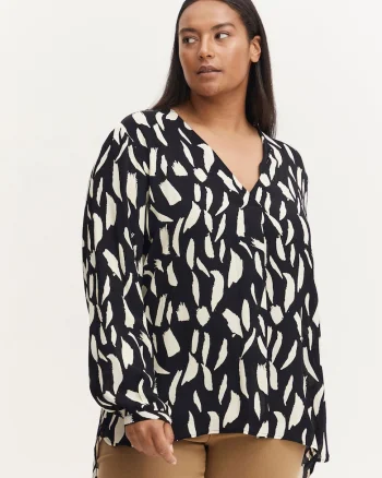 Bluza cu print si decolteu in V