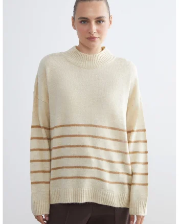 Pulover lejer cu model cu dungi, Maro nisip