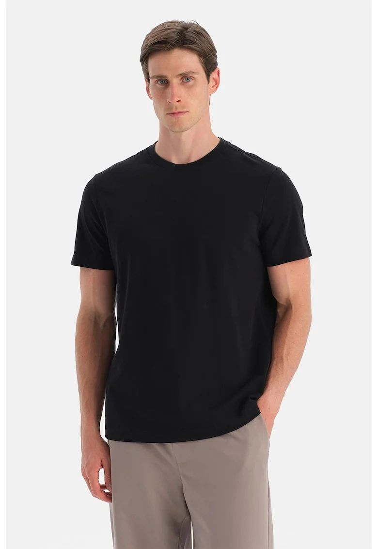 Tricou uni de bumbac, Negru
