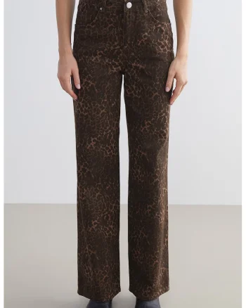Blugi cu croiala dreapta si animal print, Maro