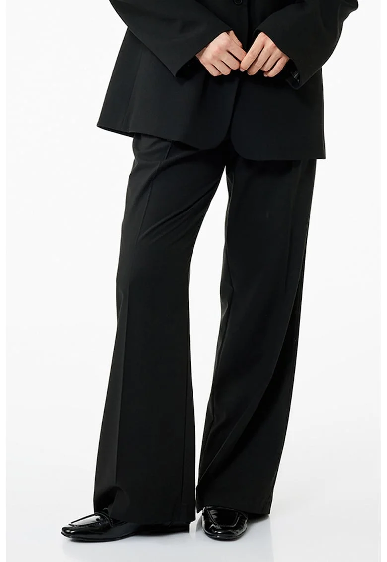 Pantaloni uni cu croiala ampla, Negru