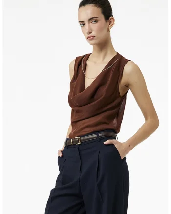 Bluza cu decolteu tip sal, Maro cognac