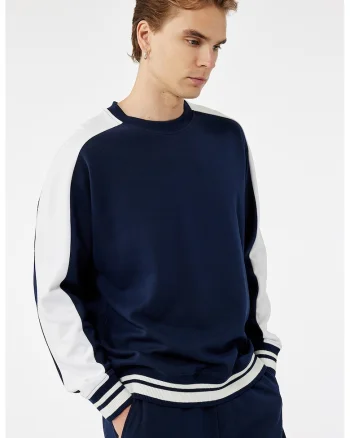 Bluza de trening cu decolteu la baza gatului, Albastru indigo