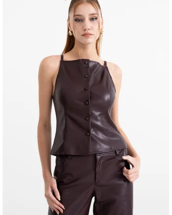 Bluza de piele ecologica cu nasturi decorativi, fara maneci, Visiniu